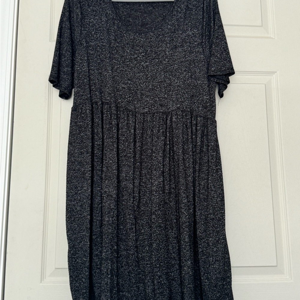 Chic Charcoal Midi Dress